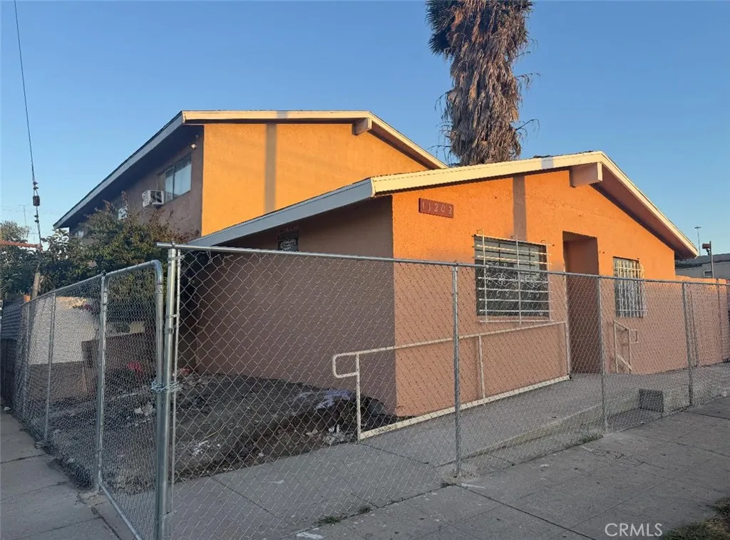 442 112th St West, Los Angeles, CA 90061 - Photo 2 of 7, Los Angeles, CA