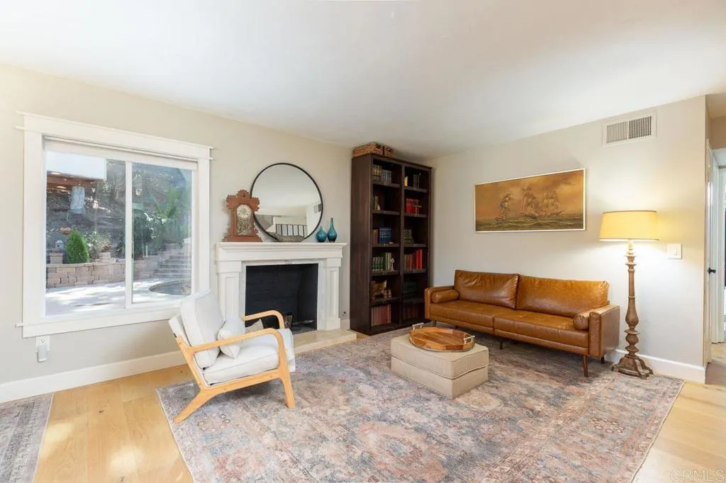https://cdn.realtyfeed.com/cdn/127/306571302/0c8680db998600c8b7c085d932b9b8da.webp