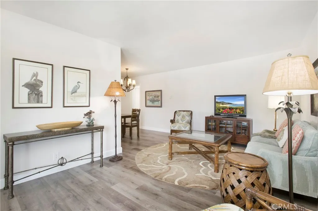 201 Ocean Avenue Unit 4, Seal Beach, CA 90740 - Photo 4 of 30, Seal Beach, CA
