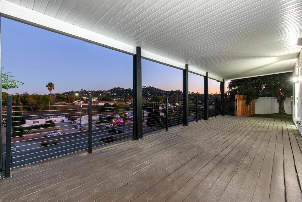 https://cdn.realtyfeed.com/cdn/127/306571450/24f2180eaa11a72aa4156ca495ed42f1.webp