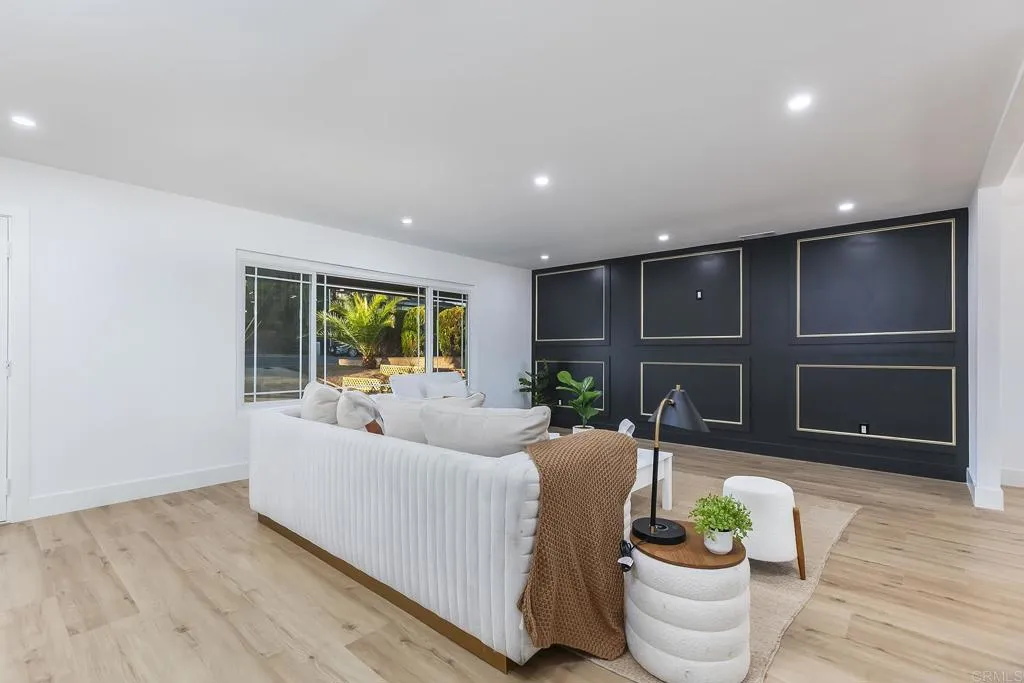 https://cdn.realtyfeed.com/cdn/127/306571450/9f37de1d2a941bbc0e57de25f0a32a3f.webp