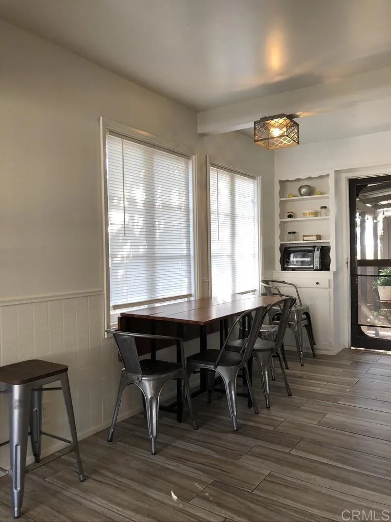 https://cdn.realtyfeed.com/cdn/127/306571519/cc892e998b9e372473fce93cb23603a8.webp