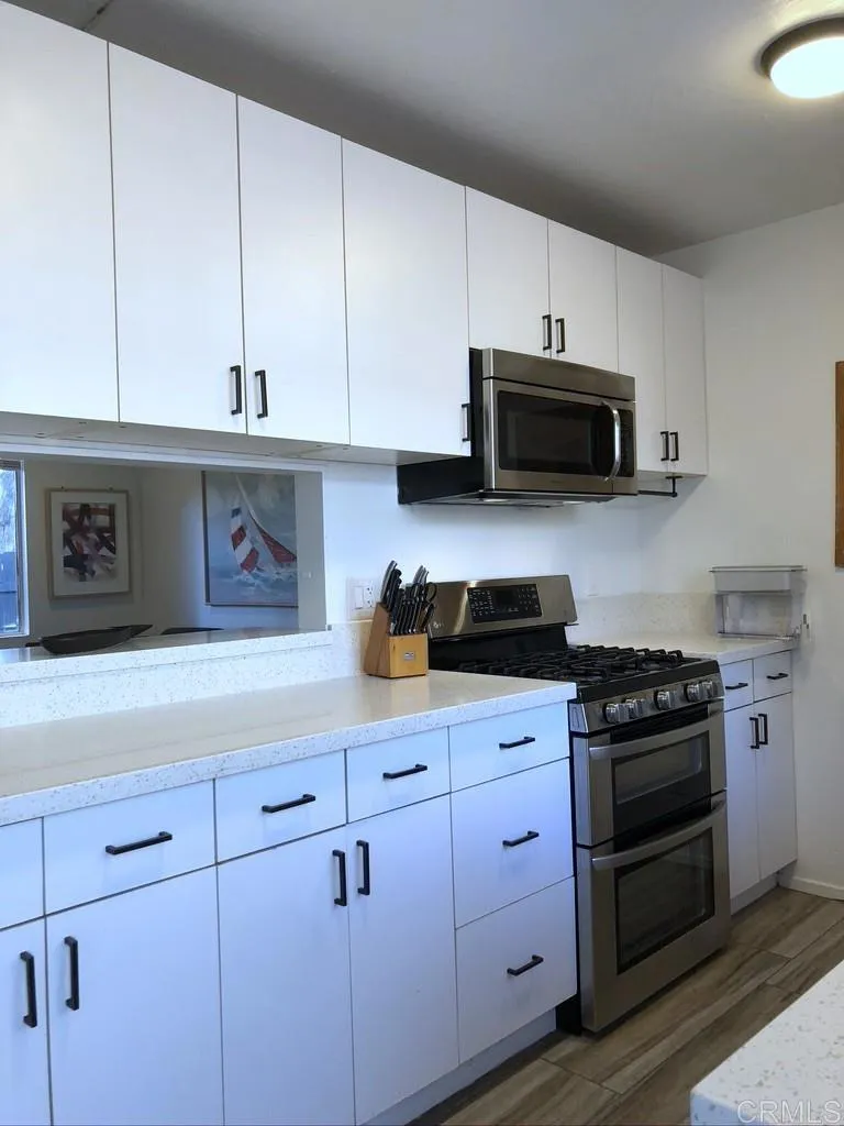 https://cdn.realtyfeed.com/cdn/127/306571526/2e078bb8b1cfde7dab8bfdac1e280341.webp