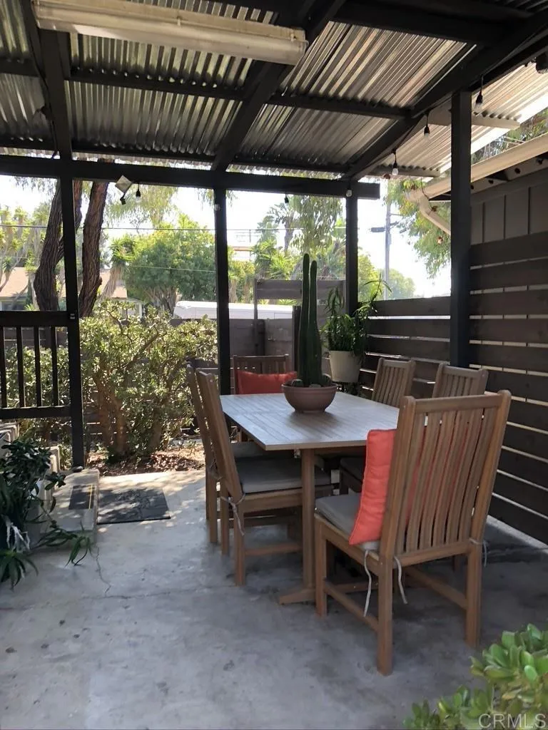 https://cdn.realtyfeed.com/cdn/127/306571526/62e7bef64370d9257cabc8b6640b90c1.webp