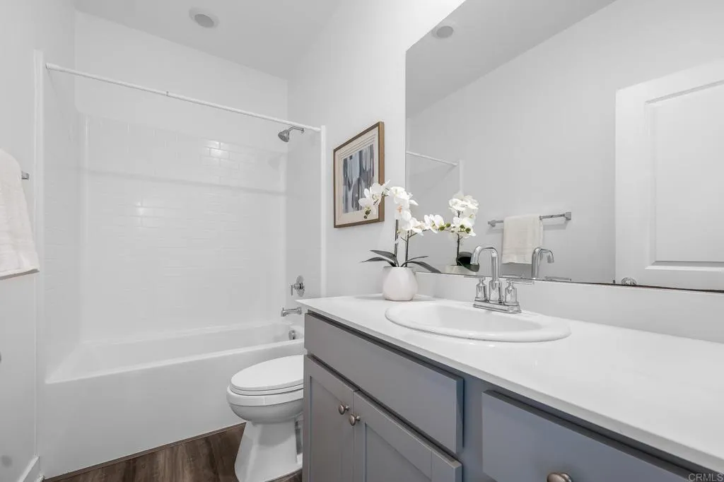 https://cdn.realtyfeed.com/cdn/127/306571616/1ca637a24a7f56f737d3b6ced297047b.webp