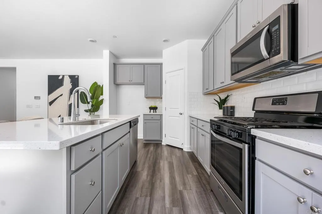 https://cdn.realtyfeed.com/cdn/127/306571616/582214a4dc64c9f213ba17f8a684aac1.webp