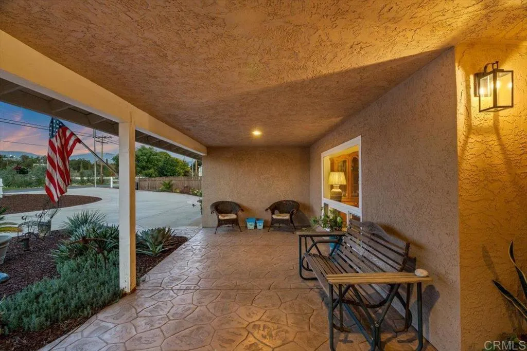https://cdn.realtyfeed.com/cdn/127/306571652/248e9bcd160e113917734015641580ea.webp