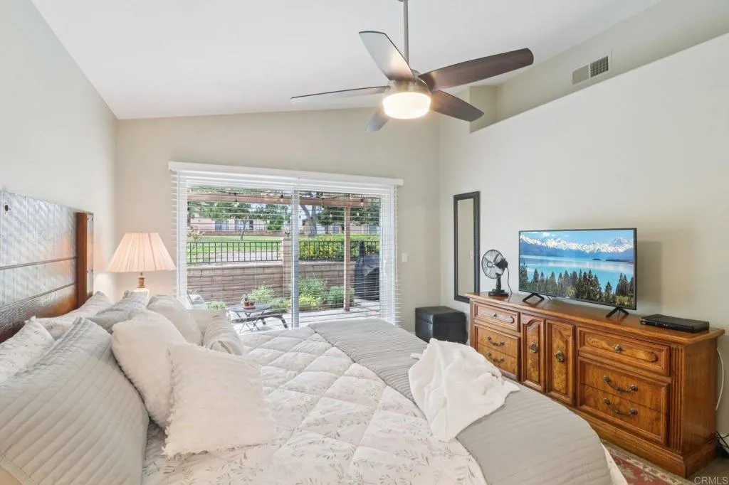 https://cdn.realtyfeed.com/cdn/127/306571659/0c0528f76eba5914460e4c38f703fdf8.webp