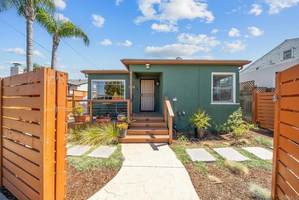 https://cdn.realtyfeed.com/cdn/127/306571719/34a86d15d05b8db1a88b80403bf53906.webp