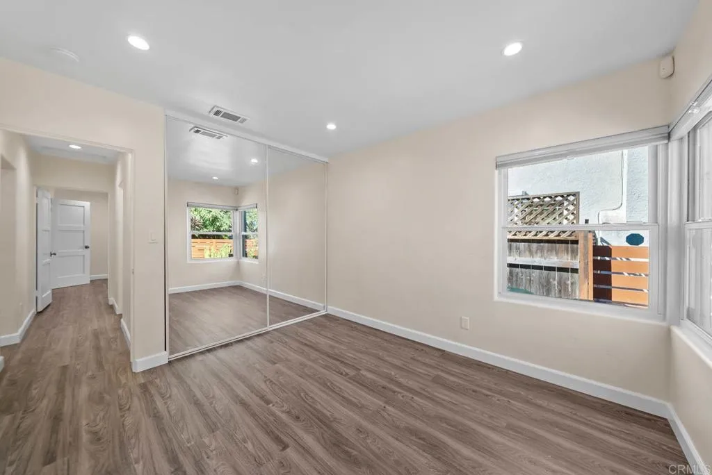 https://cdn.realtyfeed.com/cdn/127/306571719/b7bb5ac6ee58f3b4f5ea7f1aec6e9520.webp