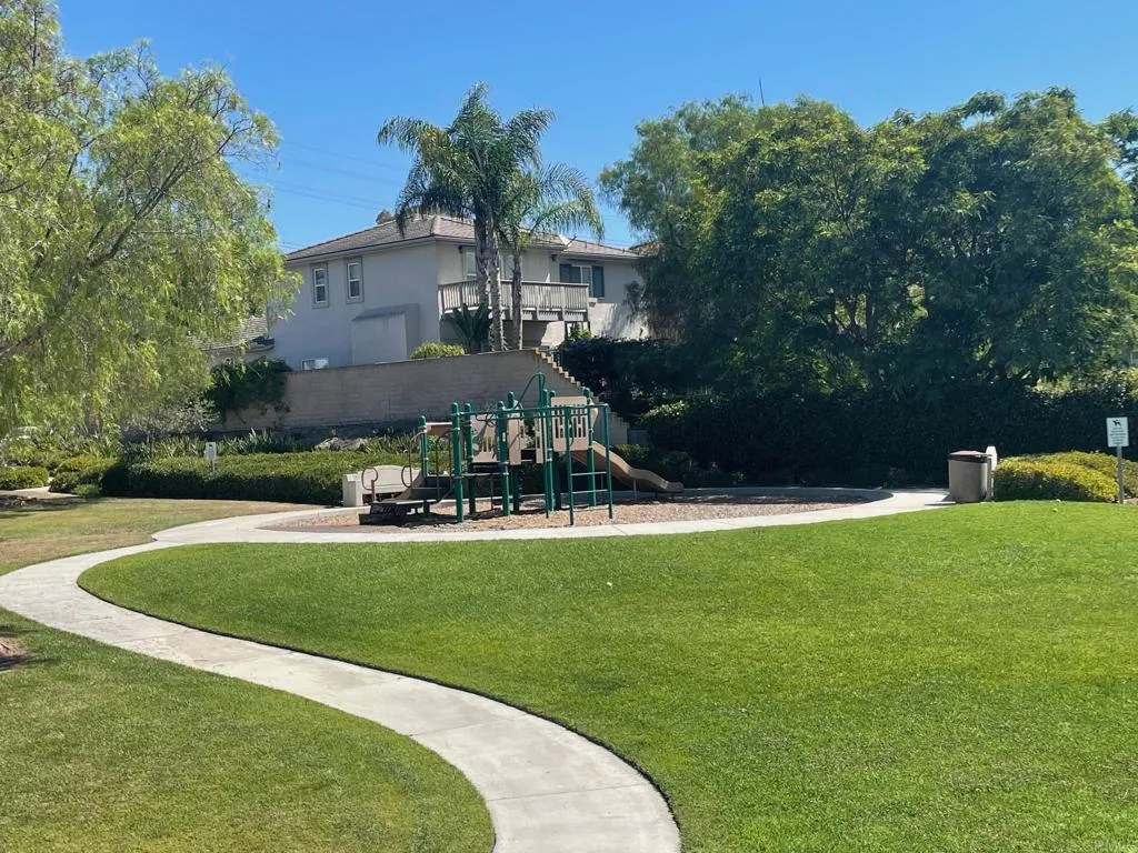 https://cdn.realtyfeed.com/cdn/127/306571724/c3ace25df097e67100654ecd2d74989f.webp