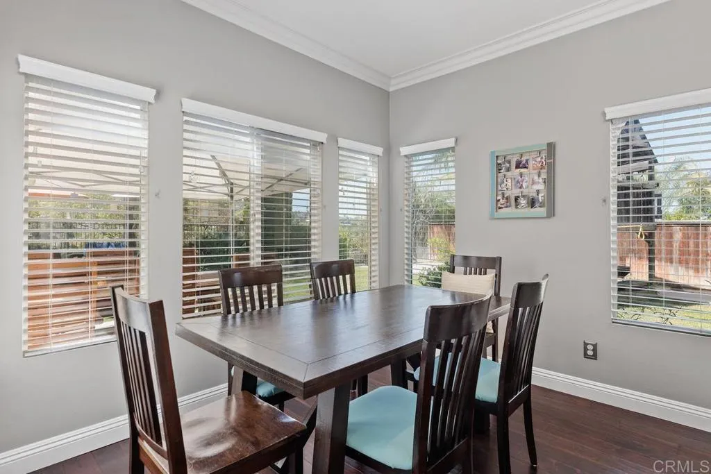 https://cdn.realtyfeed.com/cdn/127/306571724/c55263f016e52fe8ea429a23563431ff.webp