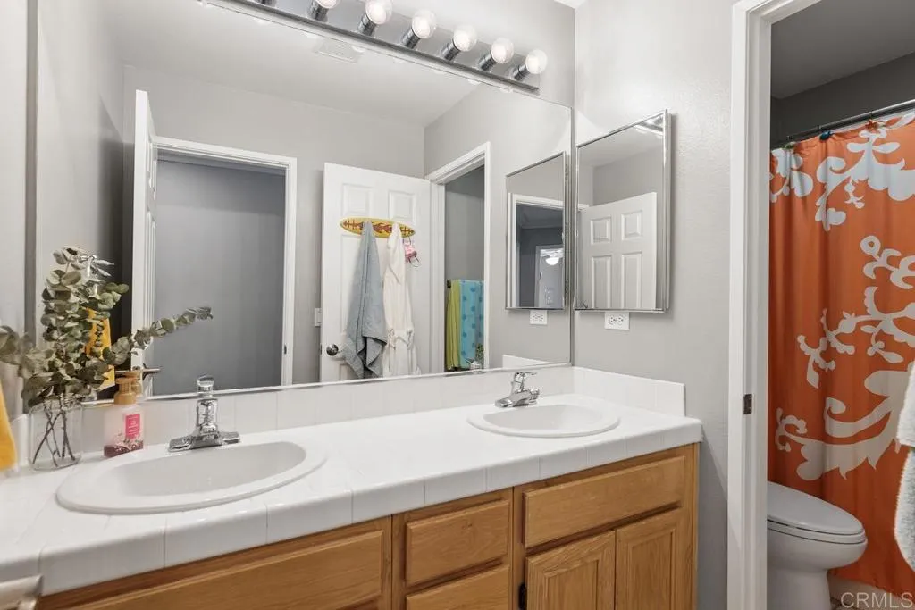 https://cdn.realtyfeed.com/cdn/127/306571724/f417181a4c420fd3cff3e2d3a2a79de1.webp