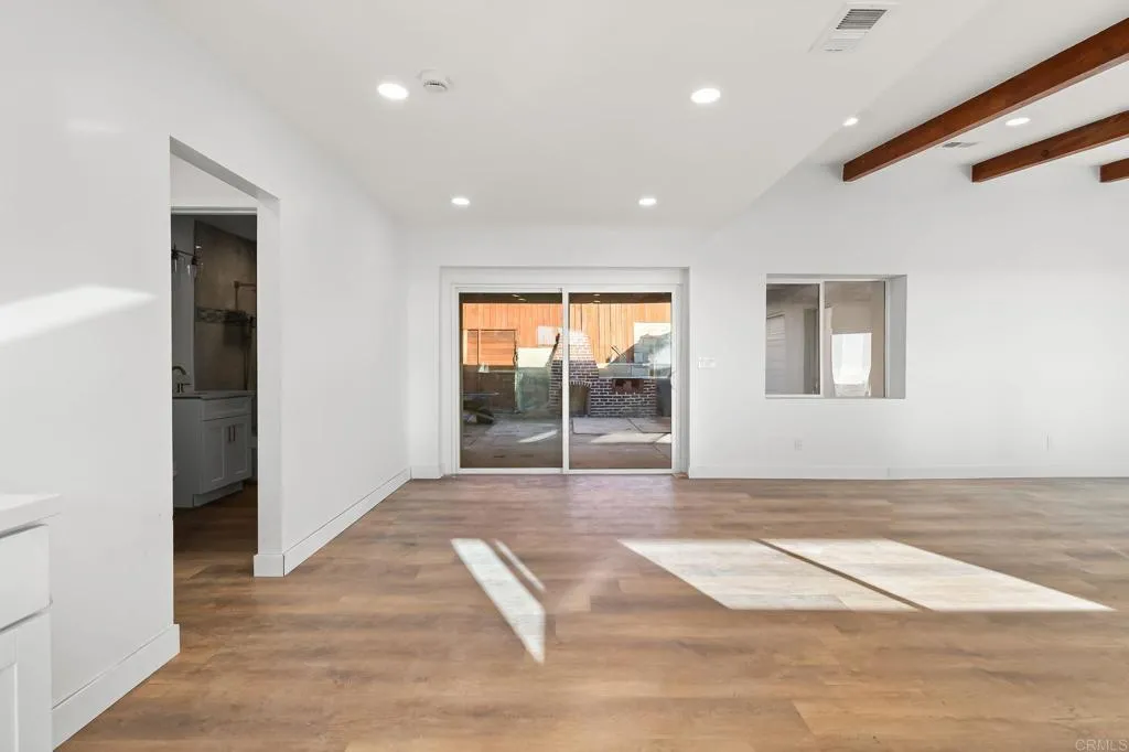 https://cdn.realtyfeed.com/cdn/127/306571788/073e540415ea1eb38595c704c6b22c9e.webp
