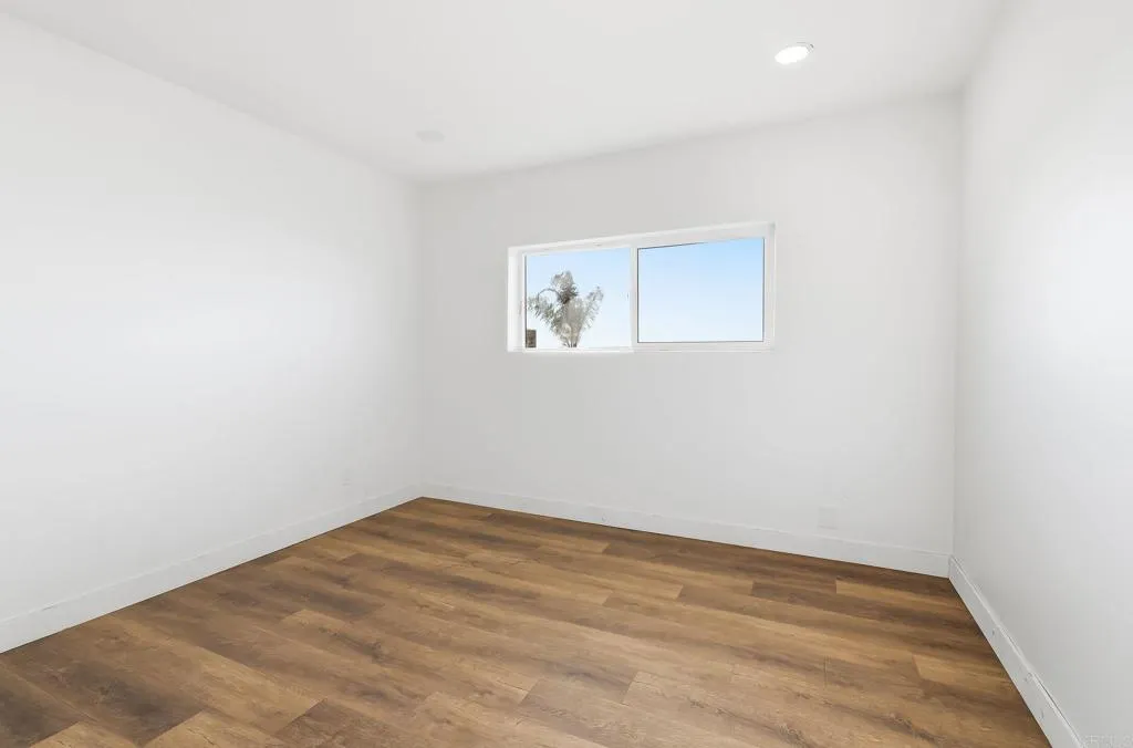https://cdn.realtyfeed.com/cdn/127/306571788/24ec32b9106990209bf7400414e3f640.webp