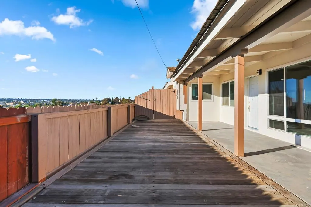 https://cdn.realtyfeed.com/cdn/127/306571788/c86323e541dee21ef14e4c8d1041d678.webp