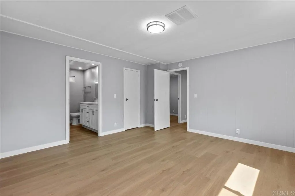 https://cdn.realtyfeed.com/cdn/127/306571830/1d0ff5dae2de6fc892c042b018dd0703.webp