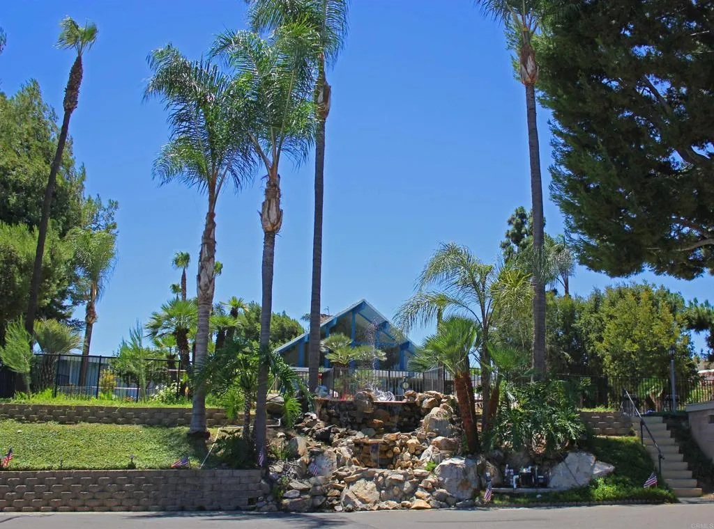 https://cdn.realtyfeed.com/cdn/127/306571830/3eee19b9c100c3ad946562a2be70aa8b.webp