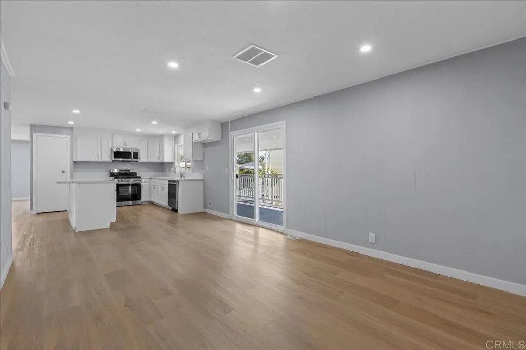 https://cdn.realtyfeed.com/cdn/127/306571830/4dd41d5accb571c113b854fce7f4af76.webp