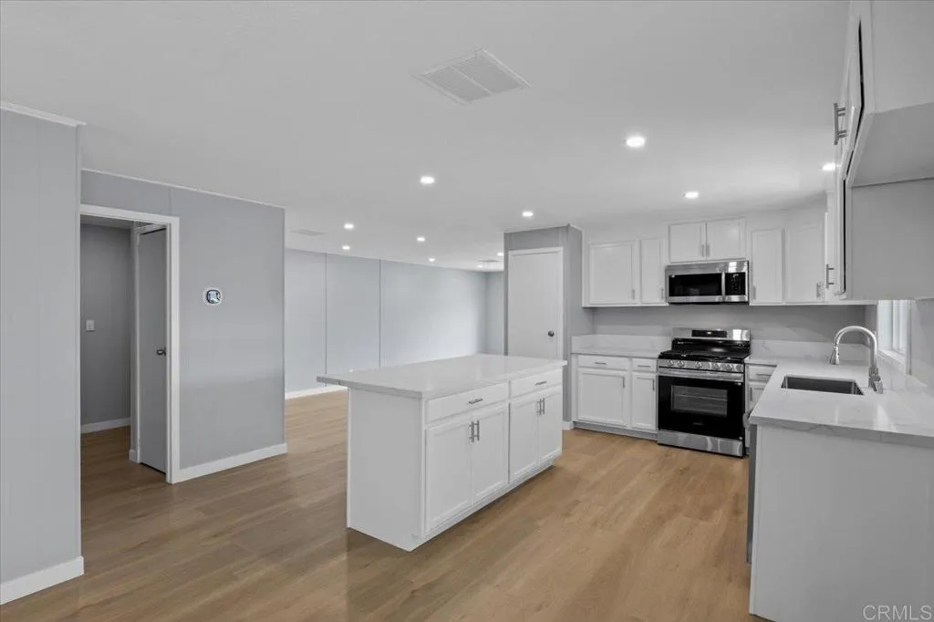 https://cdn.realtyfeed.com/cdn/127/306571830/58060ddc825578cb1cb6e0ecf70f6480.webp
