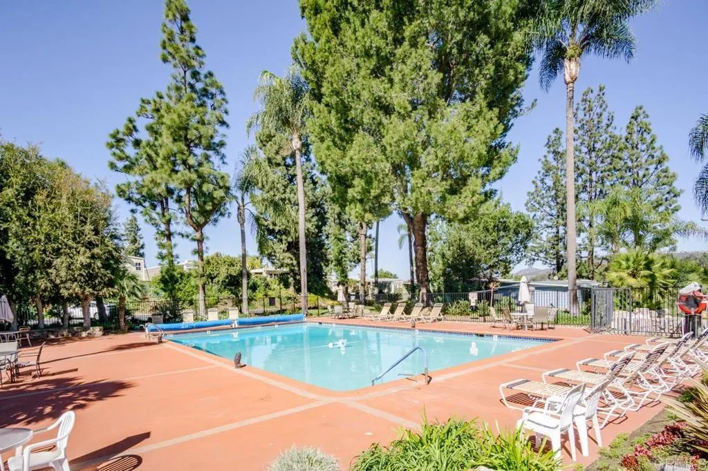 https://cdn.realtyfeed.com/cdn/127/306571830/ca0b9f79d3b62eb031df2b1a94891bde.webp