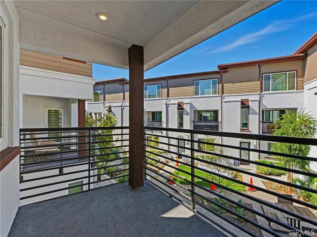 https://cdn.realtyfeed.com/cdn/127/306571871/8d175d087d1e1864ab78900ad5c6b81f.webp