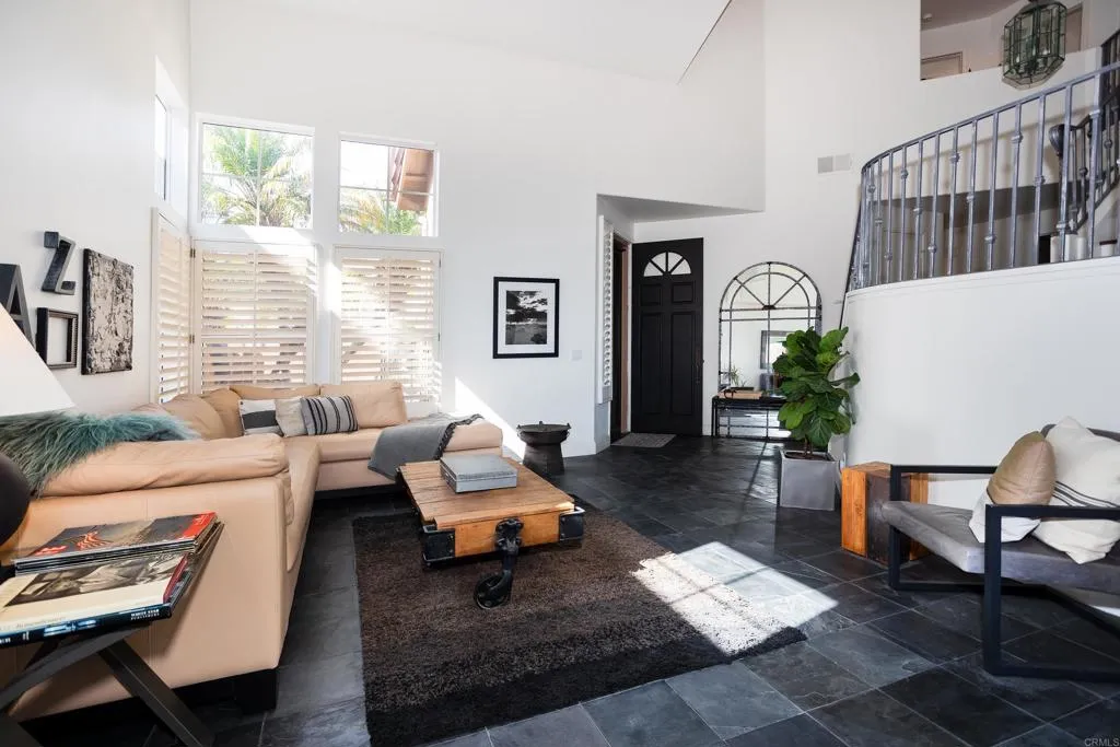 https://cdn.realtyfeed.com/cdn/127/306571894/882db8f945a1bbc3c4073101b09d337e.webp