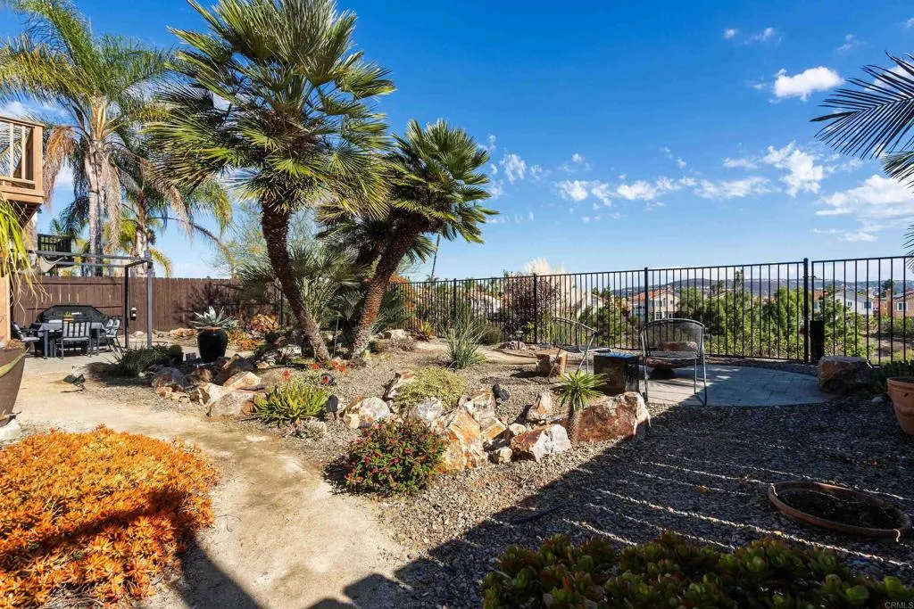 https://cdn.realtyfeed.com/cdn/127/306571894/ff7e7044a9311a6bb2c5981b5c92adb5.webp