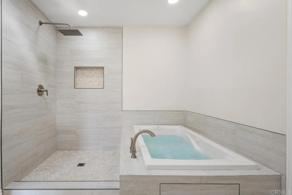 https://cdn.realtyfeed.com/cdn/127/306571898/00a5b101925794f97447e1bb6222dfcc.webp