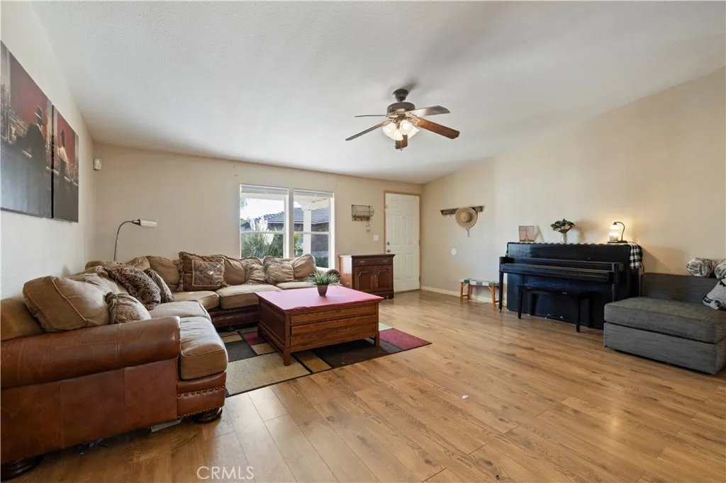4648 W Avenue M10, Quartz Hill, CA 93536 - Photo 5 of 66, Quartz Hill, CA