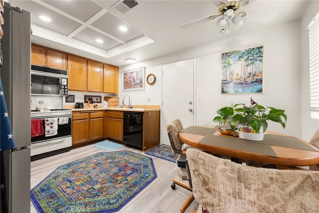 12168 Mount Vernon Ave. Unit 84, Grand Terrace, CA 92313 - Photo 5 of 35, Grand Terrace, CA