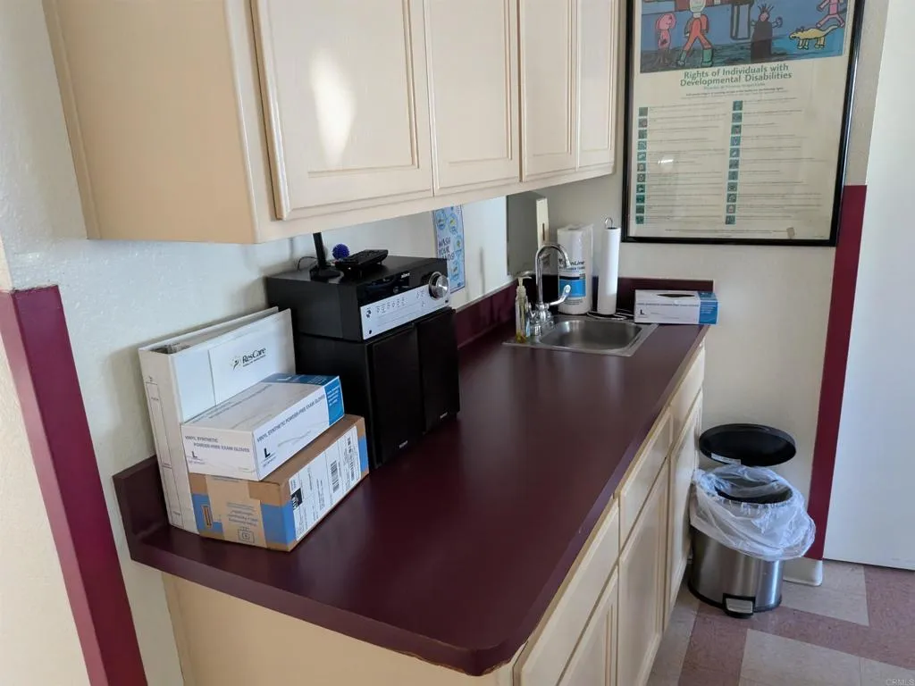 https://cdn.realtyfeed.com/cdn/127/306571984/398a33acfa2e2c1e192c3a3185084027.webp