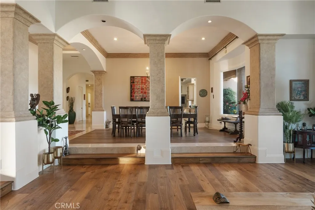 https://cdn.realtyfeed.com/cdn/127/306572022/e2234f7ae35f6d0d83305e68b194052d.webp
