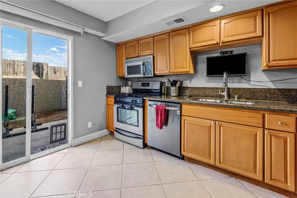 Photo #7: SW25244463 Listing: Photo #7