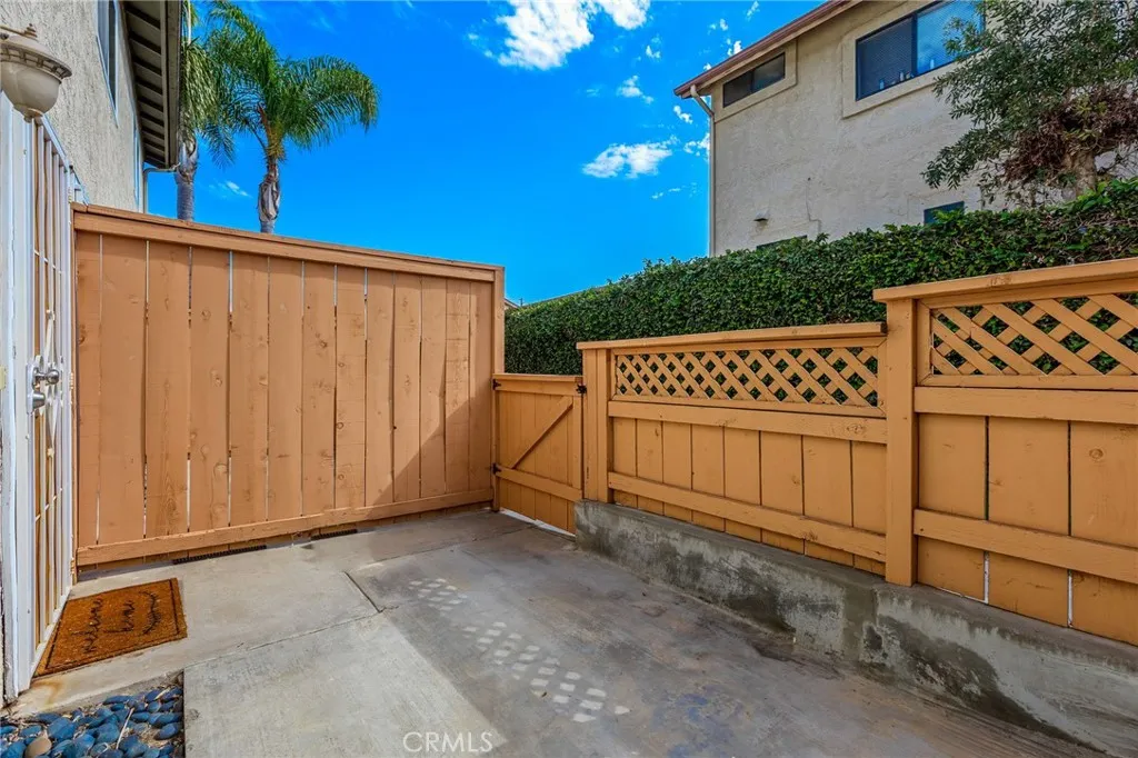 Photo #23: SW25244463 Listing: Photo #23