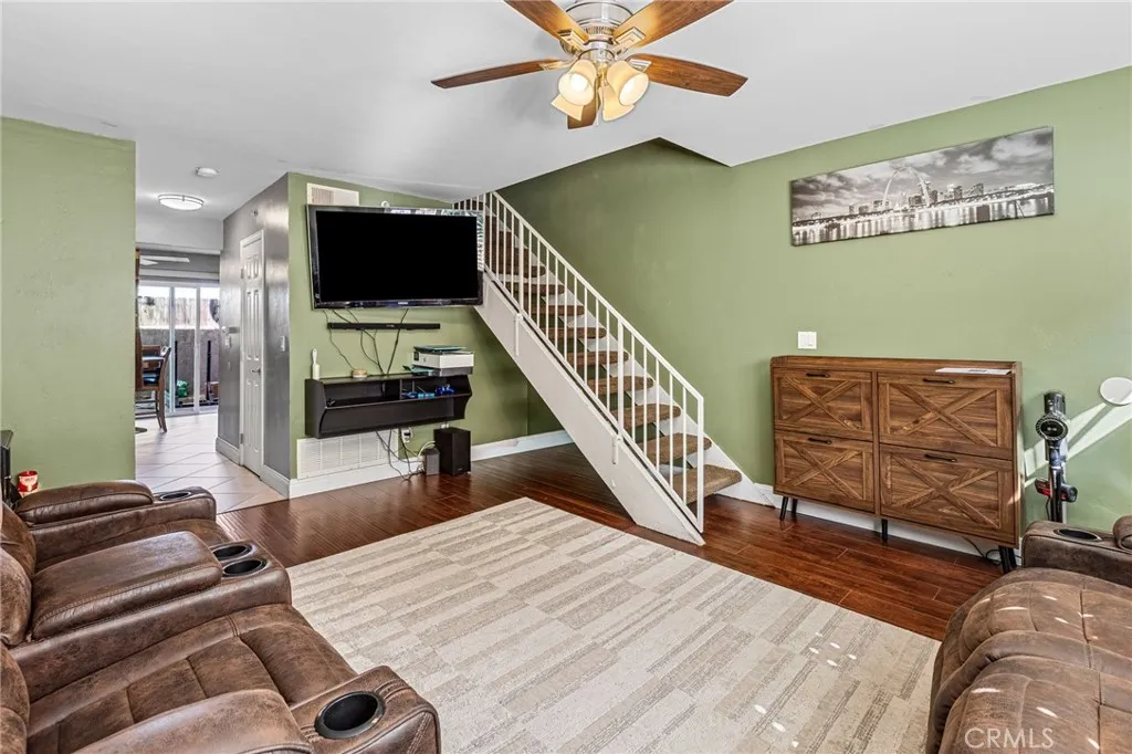 Photo #4: SW25244463 Listing: Photo #4