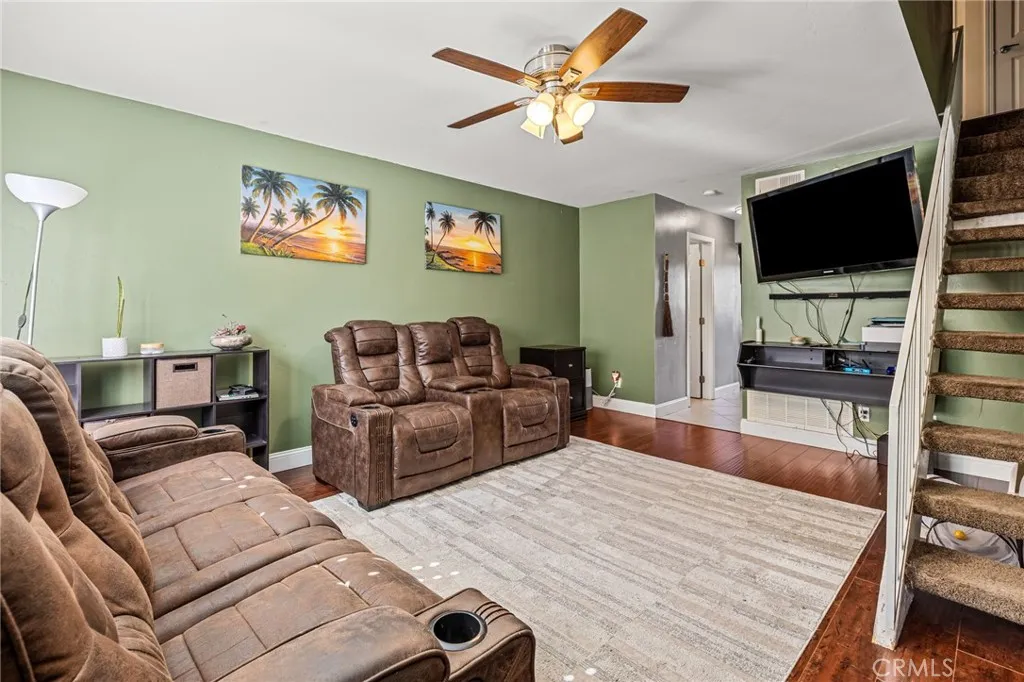 Photo #1: SW25244463 Listing: Photo #1