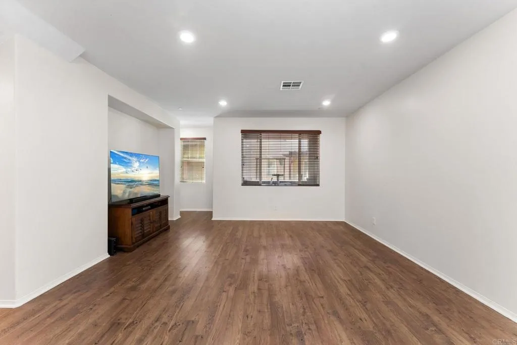 Photo #8: PTP2508013 Listing: Photo #8