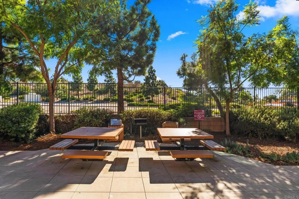 https://cdn.realtyfeed.com/cdn/127/306572037/37a5627f43b5881ade0db50d458b2cef.webp