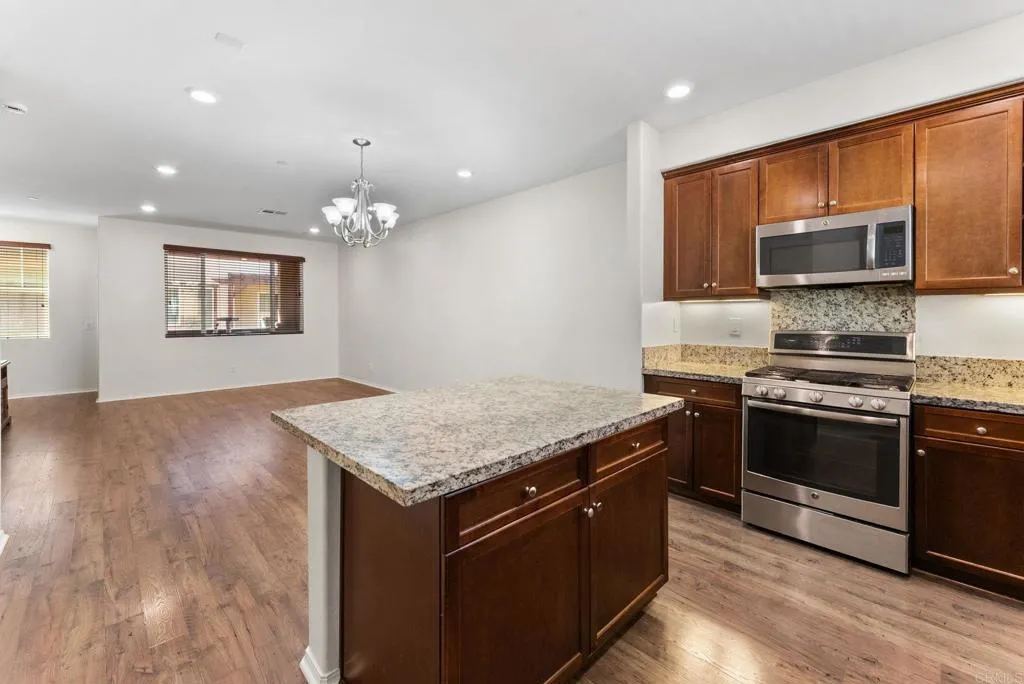 Photo #11: PTP2508013 Listing: Photo #11