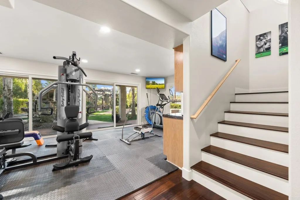 https://cdn.realtyfeed.com/cdn/127/306572086/f39393424877586faa371340c88fbf68.webp