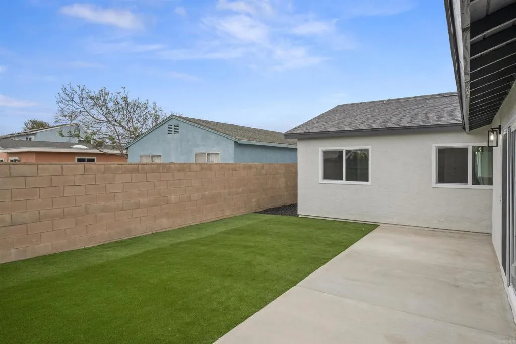 https://cdn.realtyfeed.com/cdn/127/306572089/230d92e856b86c89766df32c5e8c8d02.webp