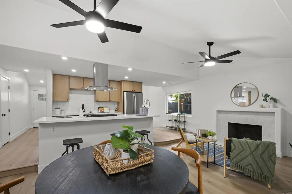 https://cdn.realtyfeed.com/cdn/127/306572089/554e19b167a04da971f170da0c0e2e72.webp
