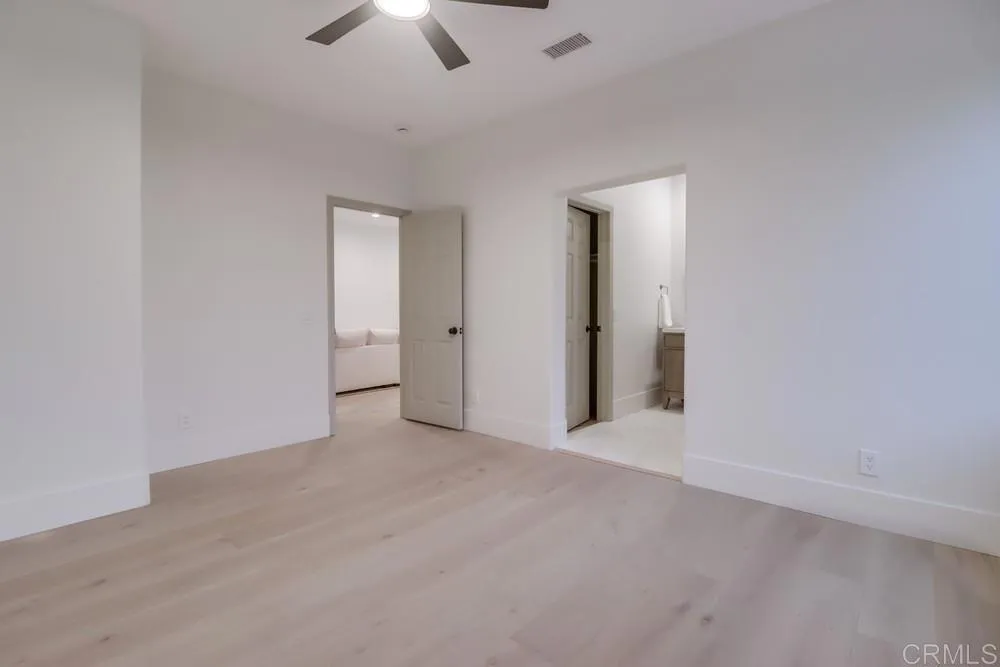https://cdn.realtyfeed.com/cdn/127/306572104/416cafd93f86c47566265f43bf3e808c.webp