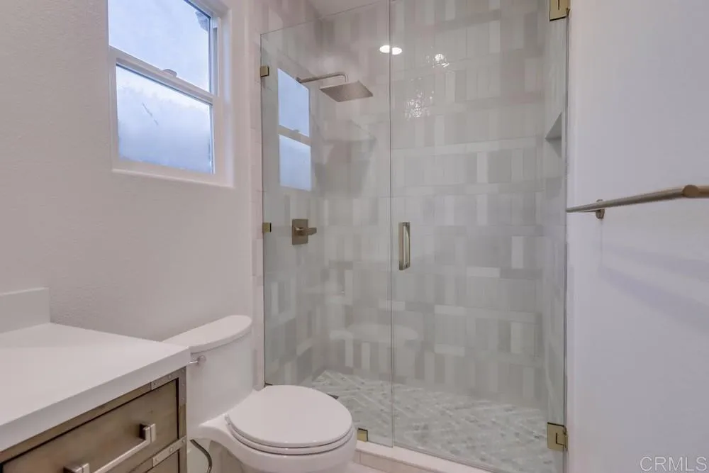https://cdn.realtyfeed.com/cdn/127/306572104/60f92628c5c8459541e047963cabd38a.webp