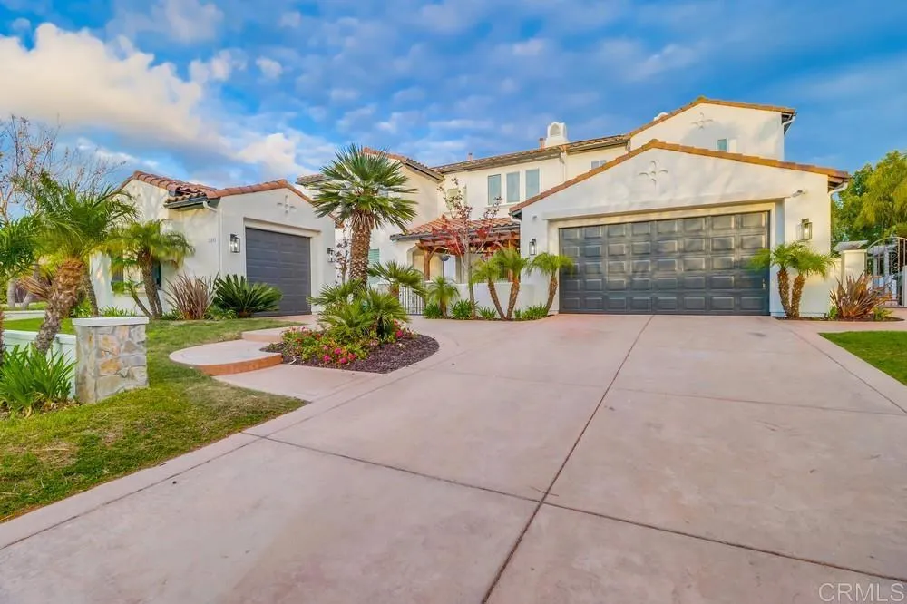 https://cdn.realtyfeed.com/cdn/127/306572104/74f3d2777526a4d78f1689ad21fe8fec.webp