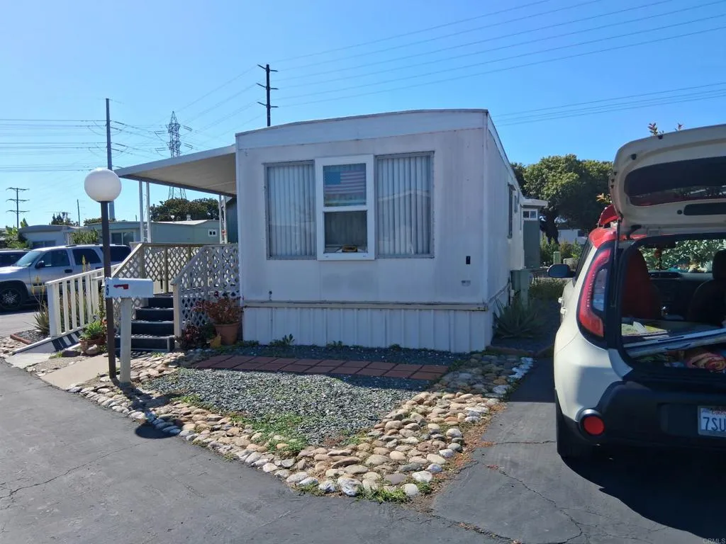 https://cdn.realtyfeed.com/cdn/127/306572125/23c6e81daeebbe5d420ac383a14b2826.webp