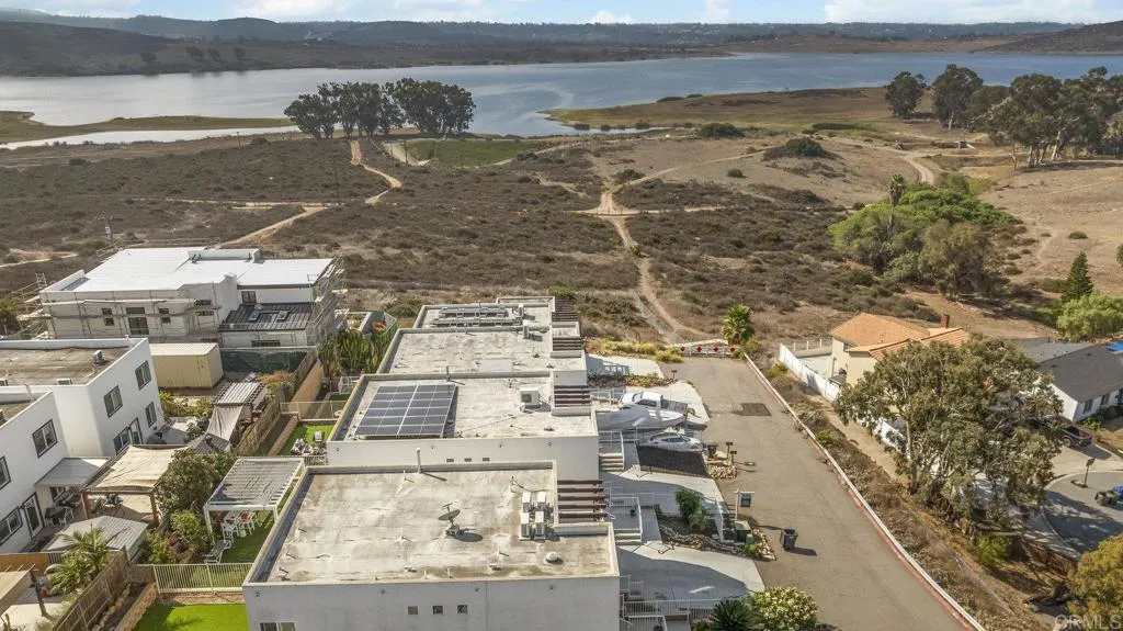 https://cdn.realtyfeed.com/cdn/127/306572146/21689866e05c2a494d25afd8b5691a21.webp