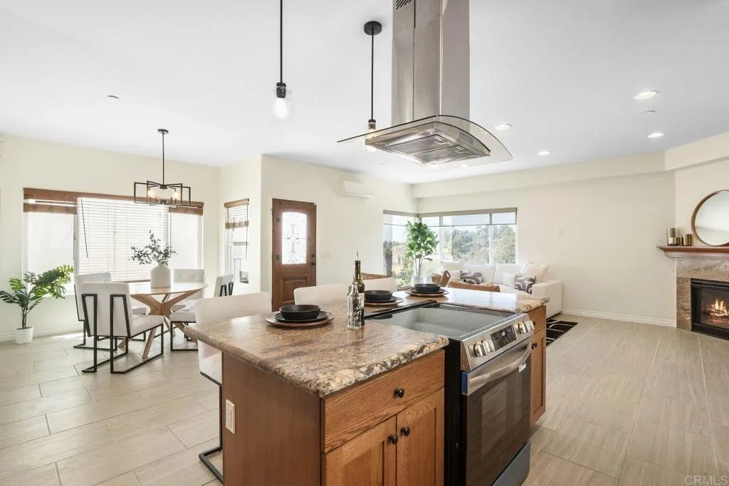 https://cdn.realtyfeed.com/cdn/127/306572146/9d0421b31b04d03c7f52a8f0c47d7b9b.webp