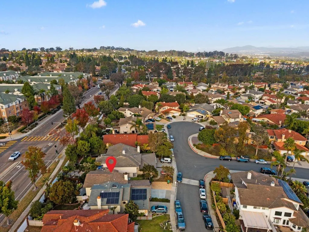 https://cdn.realtyfeed.com/cdn/127/306572191/90bf47aeb8fd075a1a261bf4e6a9b67b.webp